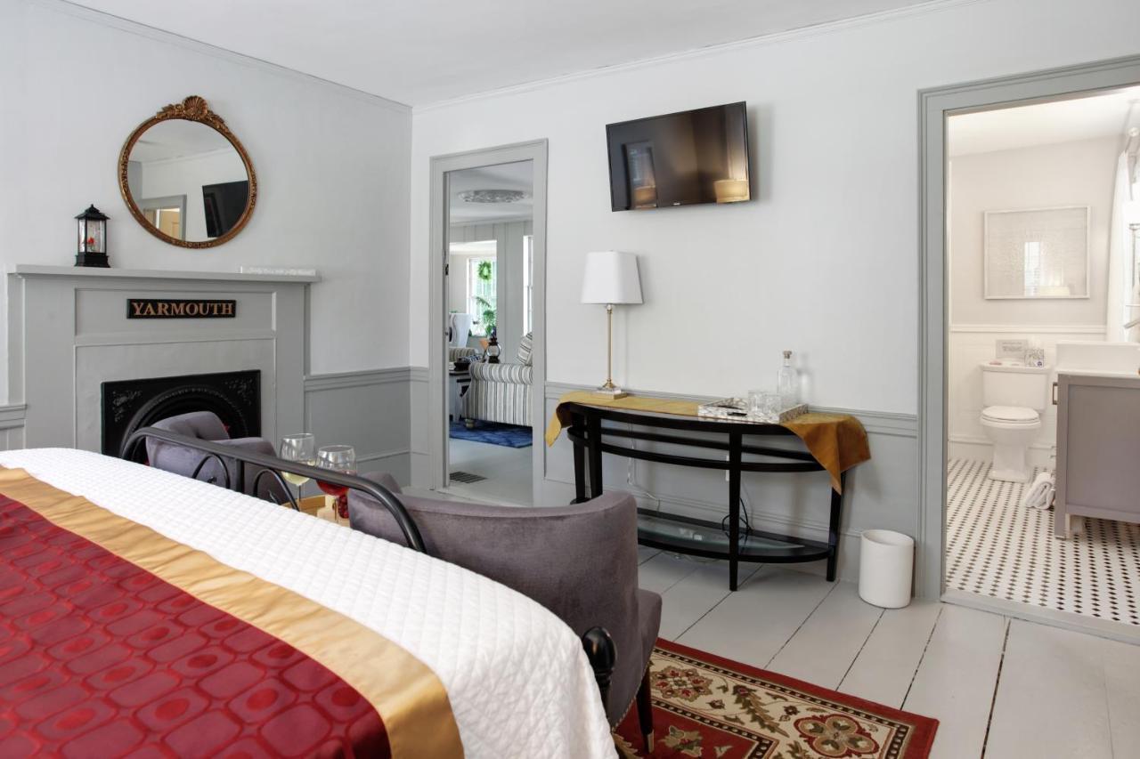 Inn On Main Ярмут Экстерьер фото